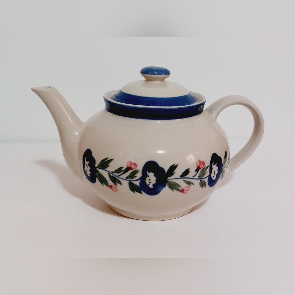 Vintage DesignPac Inc. Farmhouse Hand Painted Floral Teapot